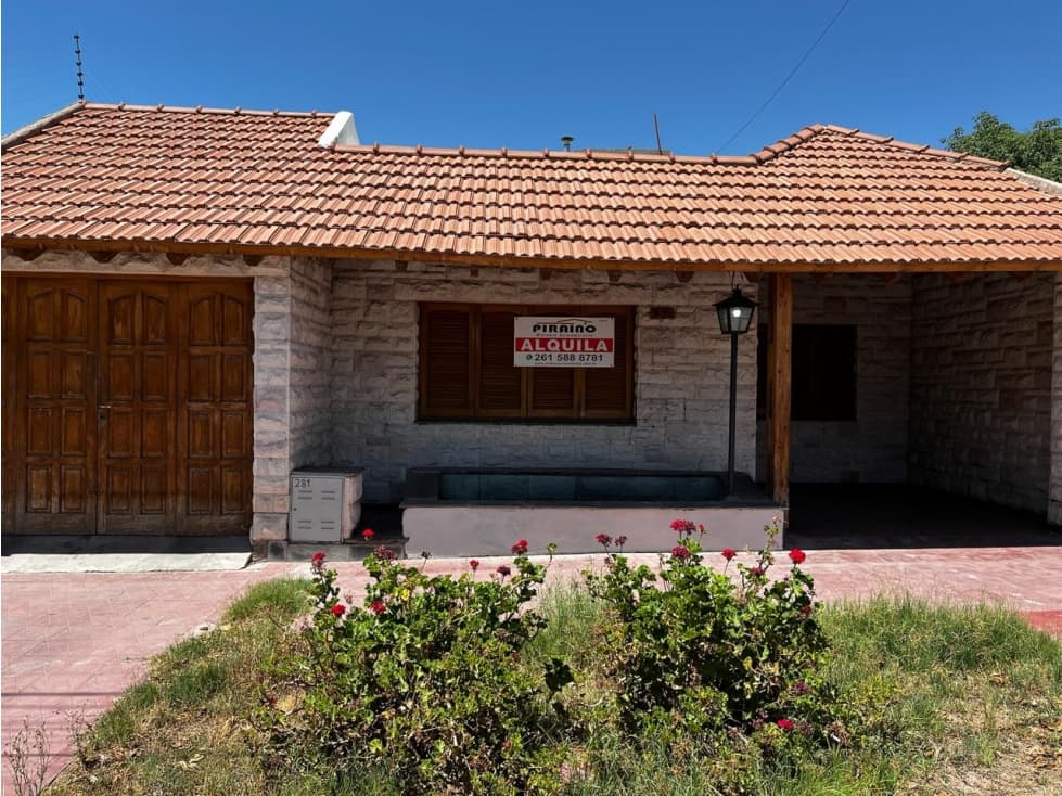 CASA ALQUILER LAS HERAS - 1