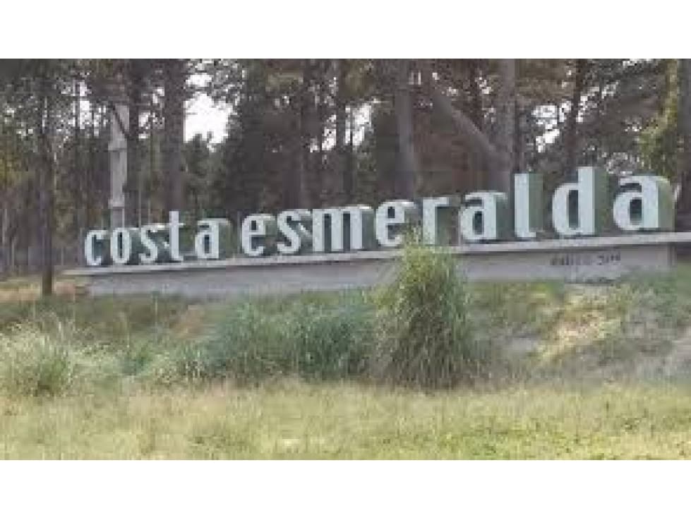 VENTA DE LOTE EN COSTA ESMERALDA - 1