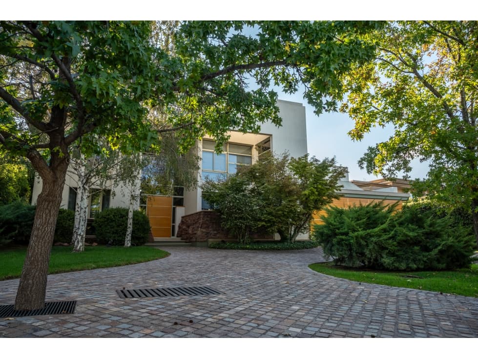 Venta casa en Lujan de Cuyo - 1