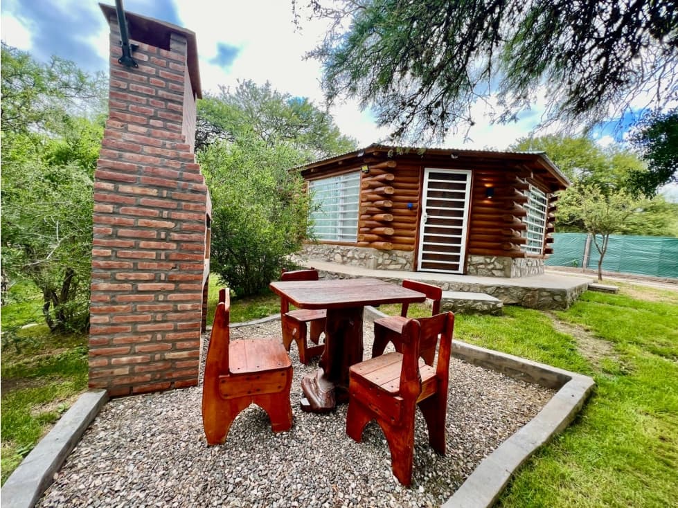VENTA DE CABAÑAS EN BARRIO AGUAS AZULES, CAPILLA DEL MONTE - 1