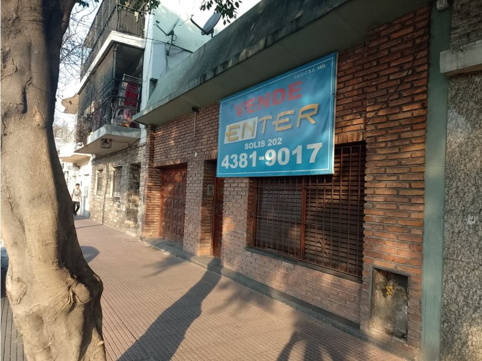 CONSTITUCION VENTA CASA 4 AMB. JUAN DE GARAY 1700 - 1