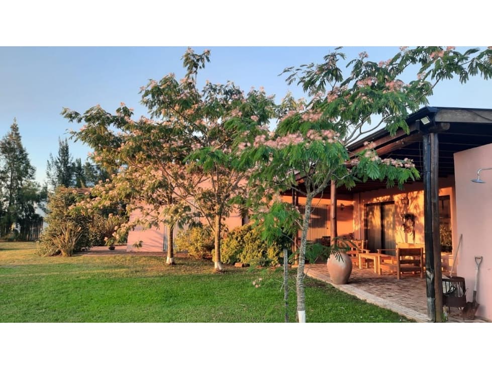 B° CHACRAS DE LA TRINIDAD - 1