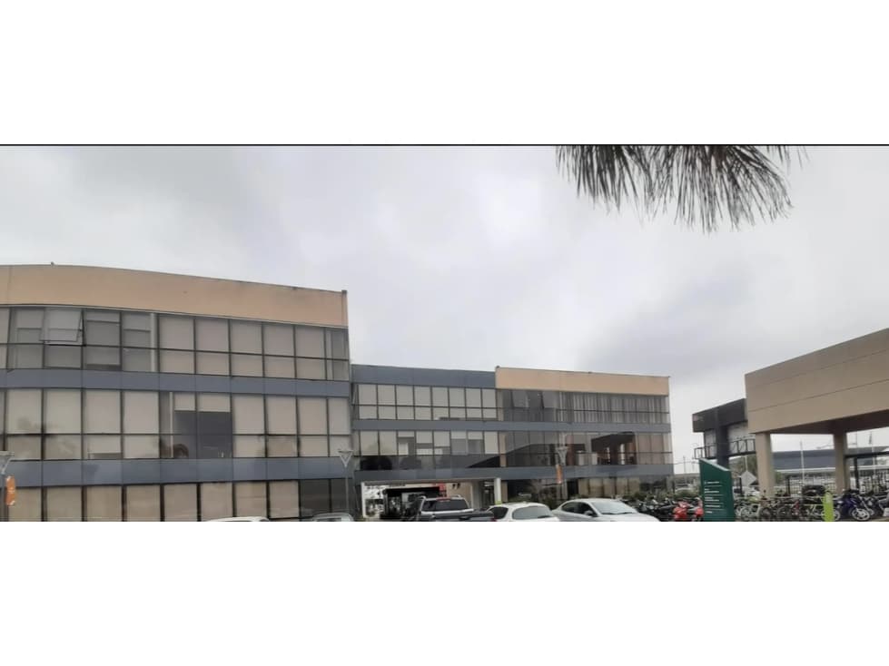 Oficina en venta Fisherton Plaza - 1