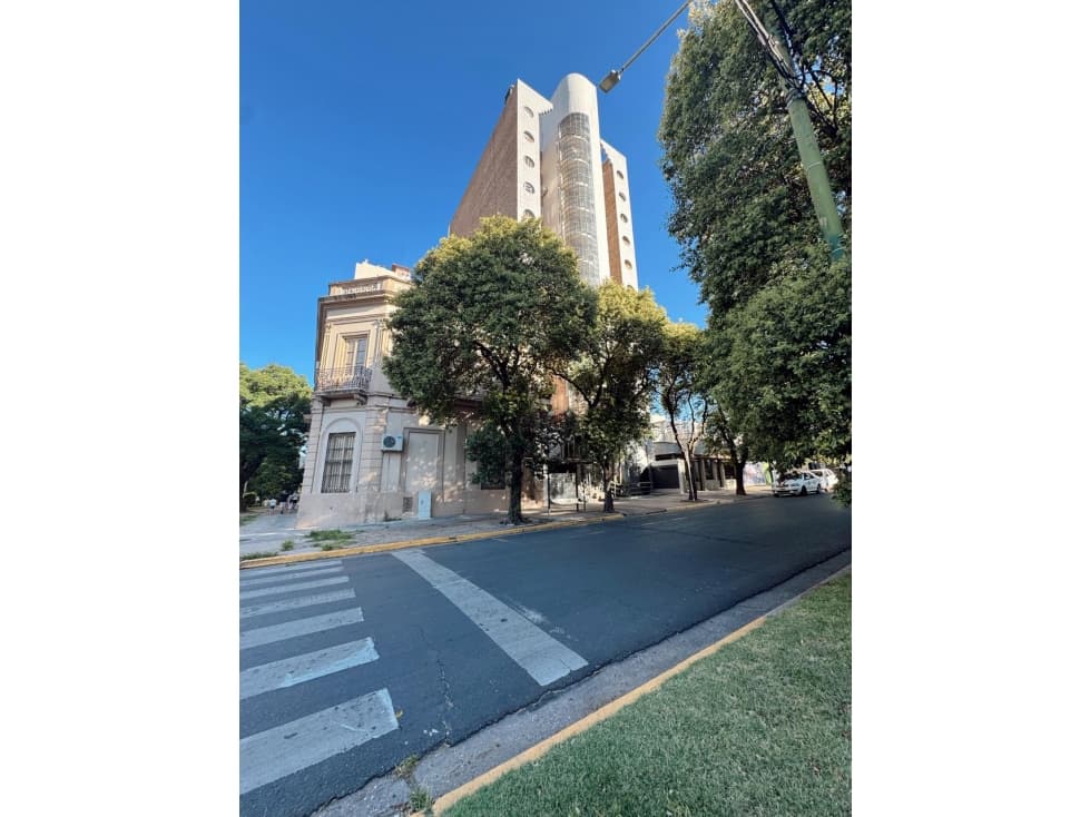VENTA DEPARTAMENTO 2 DORMITORIOS CON COCHERA ZONA PARQUE - 1