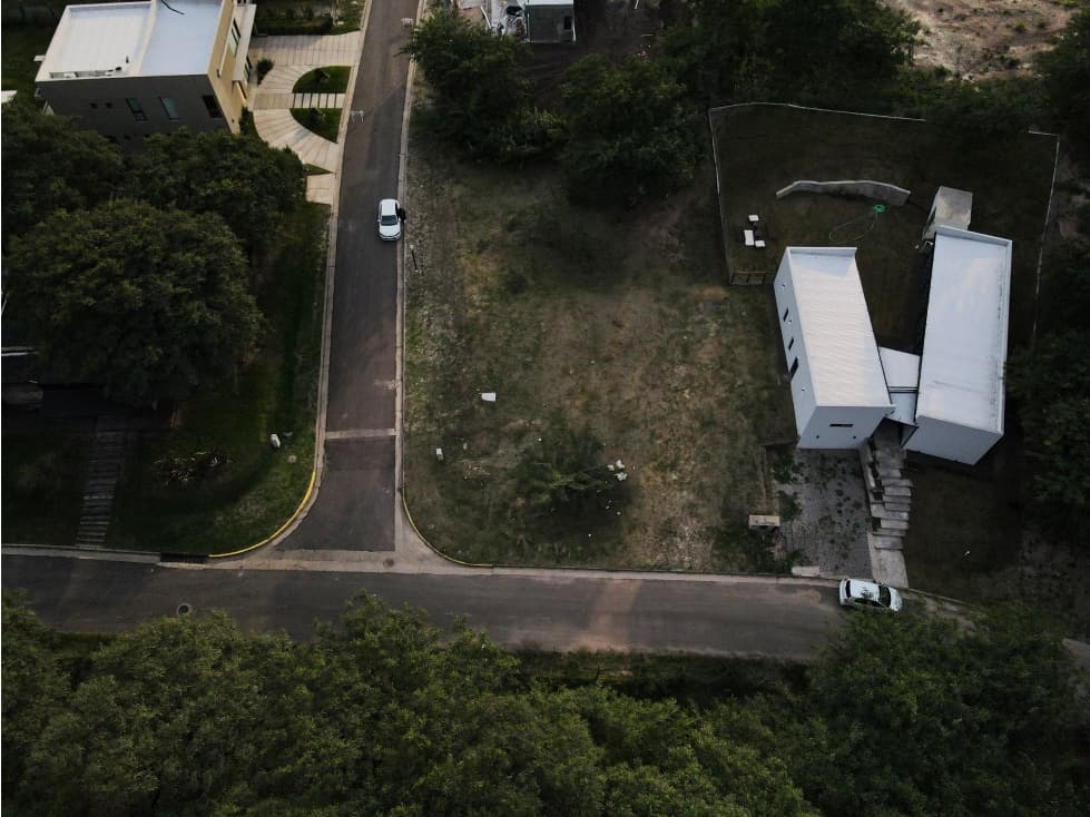 Venta amplio lote en barrio privado Puerto Urquiza - 1