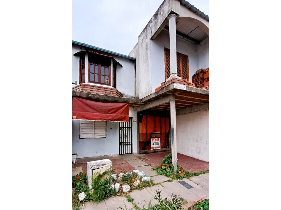 Venta Duplex 3 dormitorios Zona Ramirez Sur - 1
