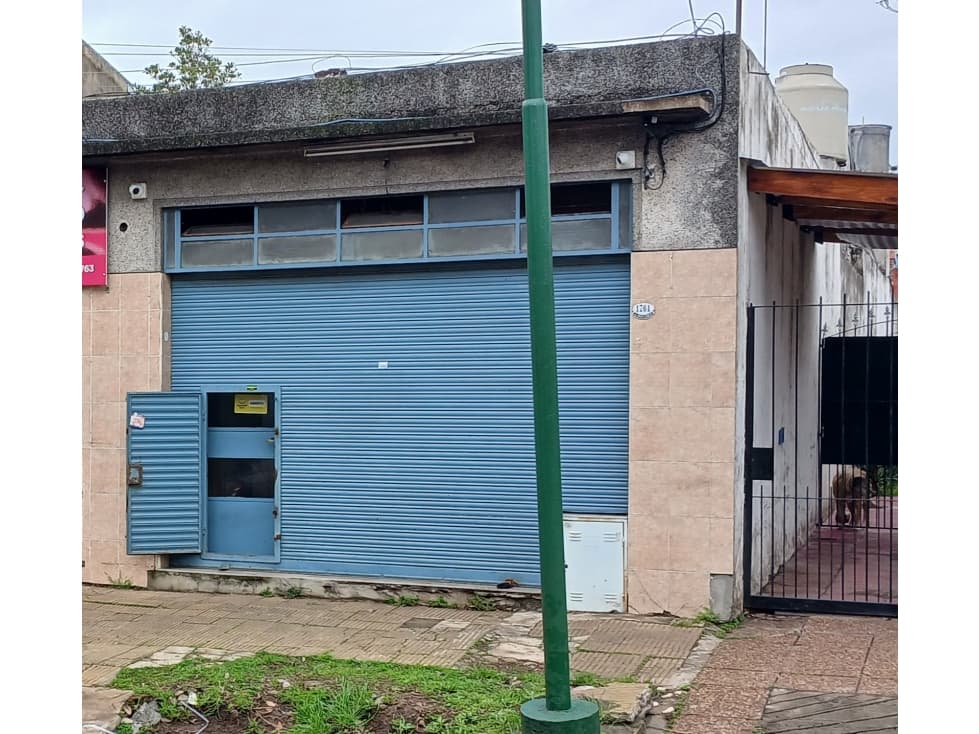 LOCAL COMERCIAL EN VENTA - 1