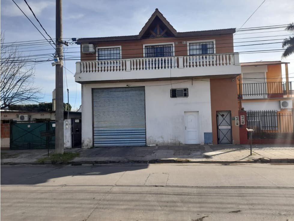 DEPOSITO CON OFICINA - 1