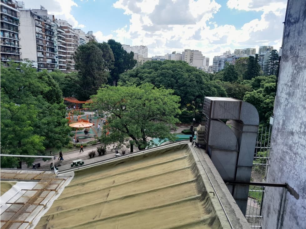 Semipiso de 4 ambientes con vista al parque Rivadavia - 1