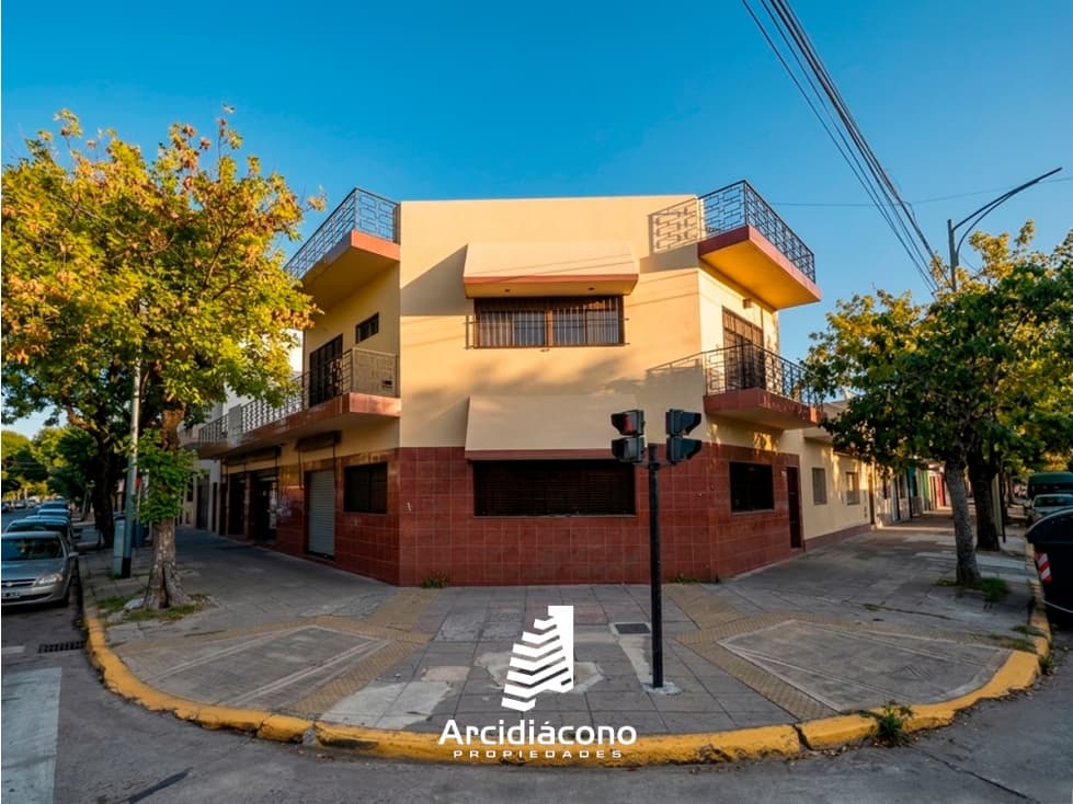 VENTA CASA 4 AMB C/ LOCAL. AV. SAN PEDRITO 2800, VILLA SOLDATI, CABA - 1