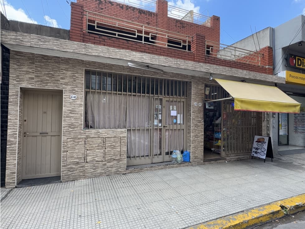 VENTA PH 2 AMB CON PATIO. AV CASTAÑARES 4700. VILLA LUGANO. CABA. - 1