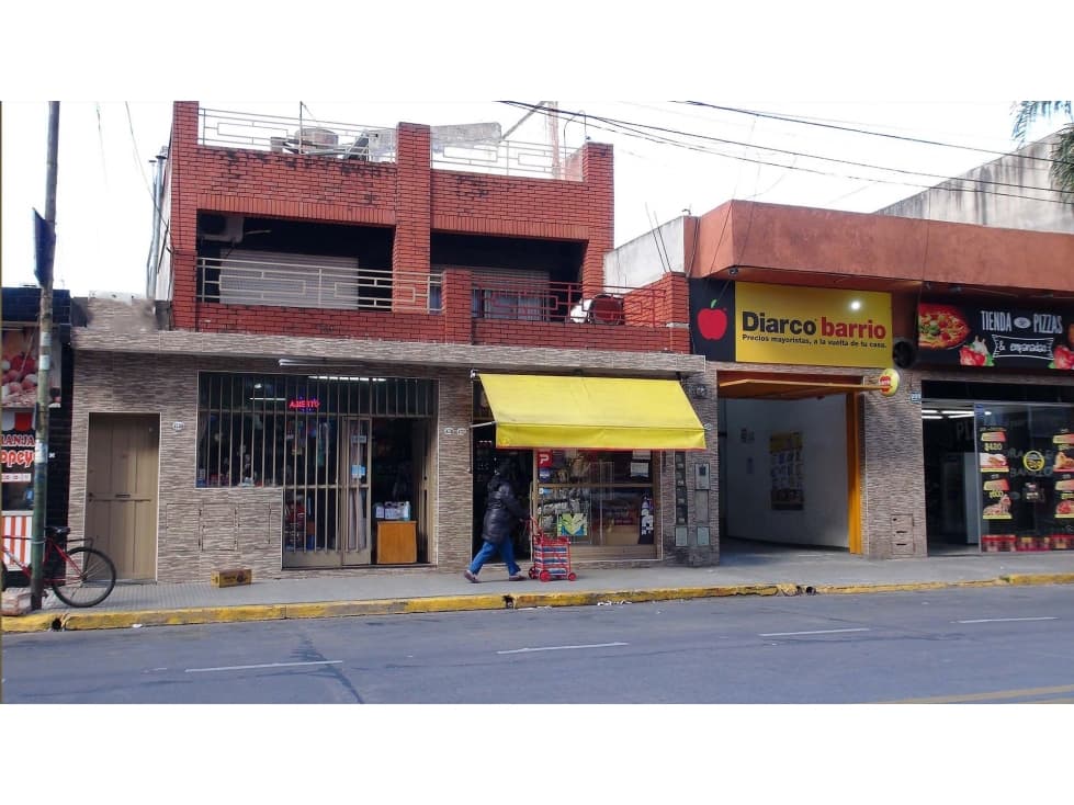 VENTA PH 4 AMB C BALCON TERRAZA. AV CASTAÑARES 4700. VILLA LUGANO CABA - 1