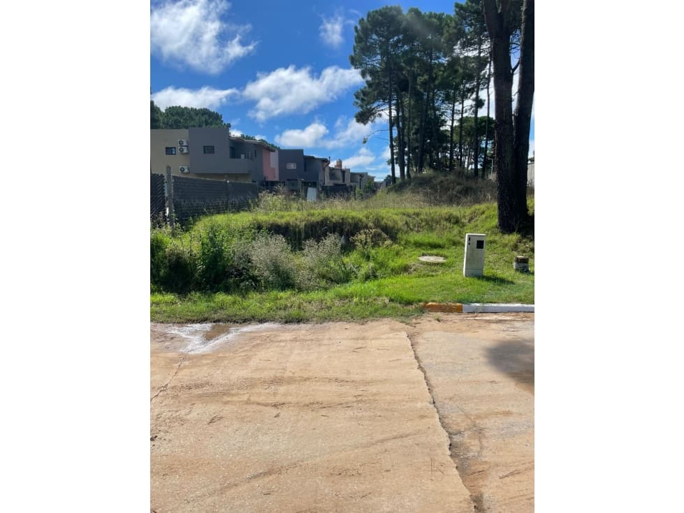 Lote en venta en Pinamar. Oportunidad! - 1