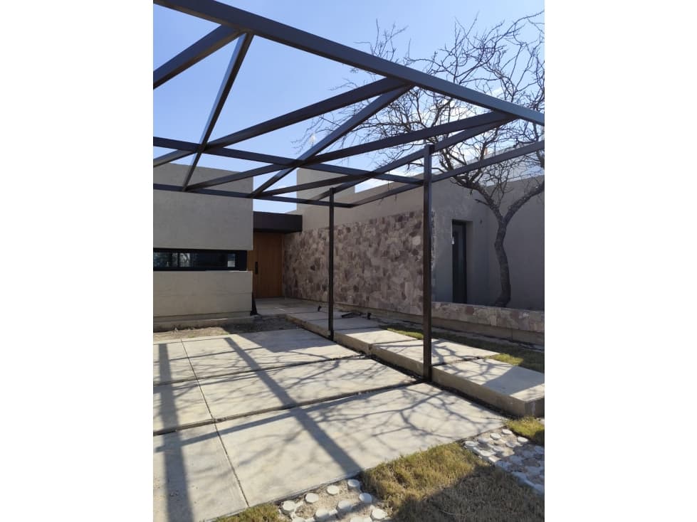 VENTA CASA A ESTRENAR 3 DORMITORIOS EN LAS CAÑITAS MALAGUEÑO - 1