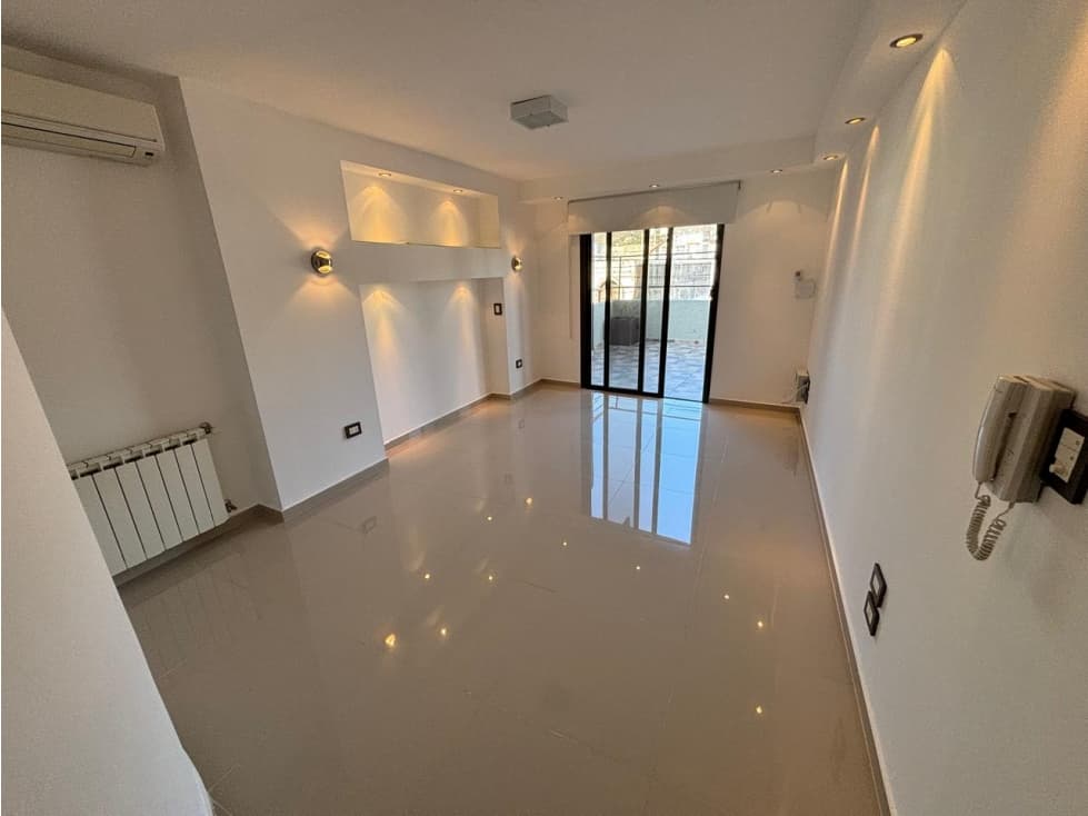 VENTA DEPARTAMENTO DE CATEGORIA 3 DORMITORIOS CENTRICO CARLOS PAZ - 1