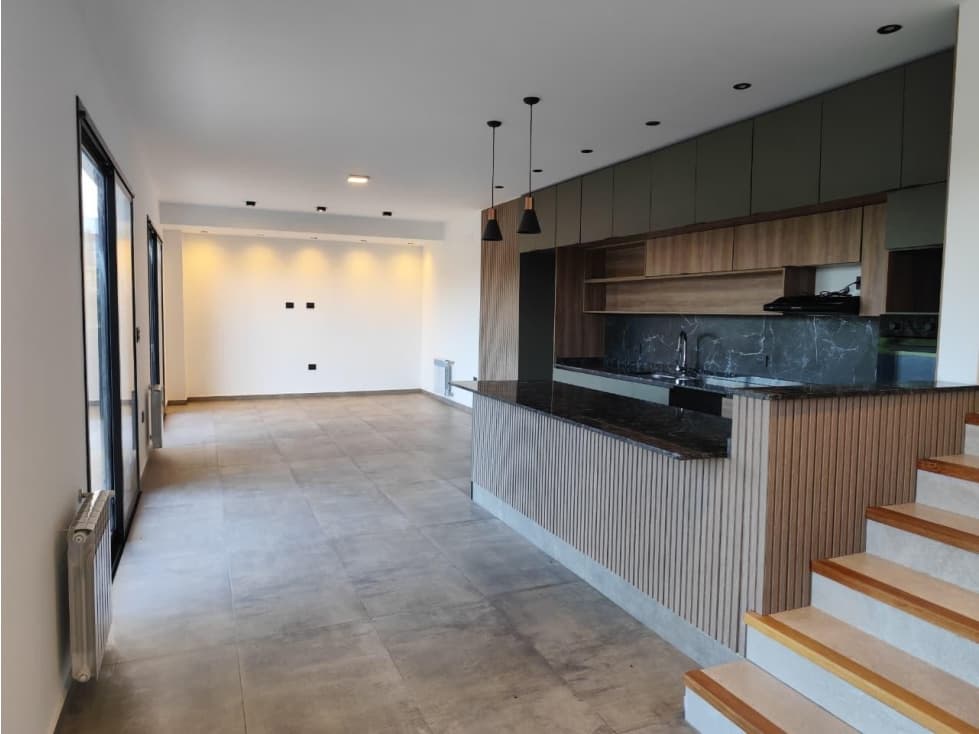 VENTA CASA A ESTRENAR APTO CREDITO 3 DORMITORIOS BARRIO LAS CAÑITAS - 1