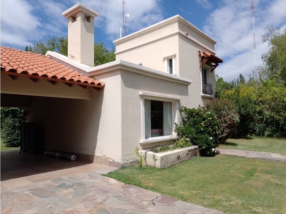 INKASA INMOBILIARIA- VENDE CASA EN ZONA RESIDENCIAL - 1
