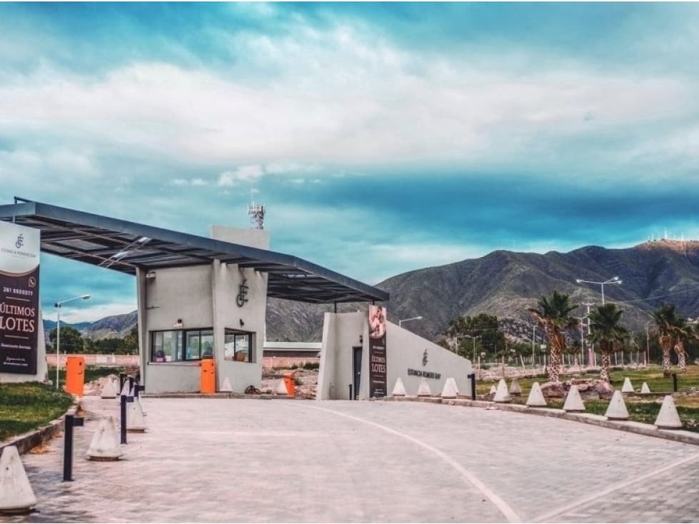 VENTA LOTES -ESTANCIA ROMERO DAY- Av. Champagnat- Mendoza - 1