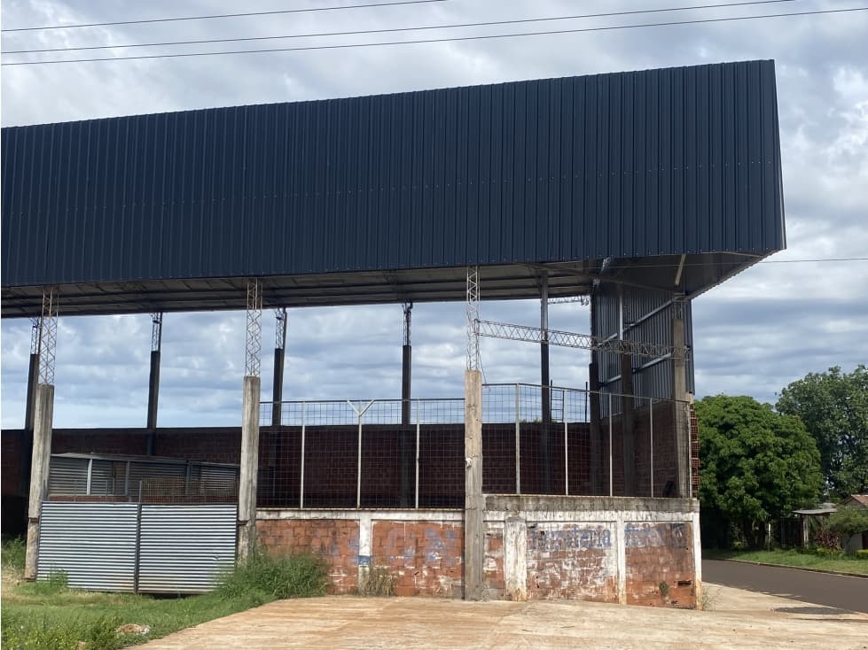 ALQUILO LOCALES EN CONSTRUCCION . RUTA 213 Y QUARANTA POS MNES - 1