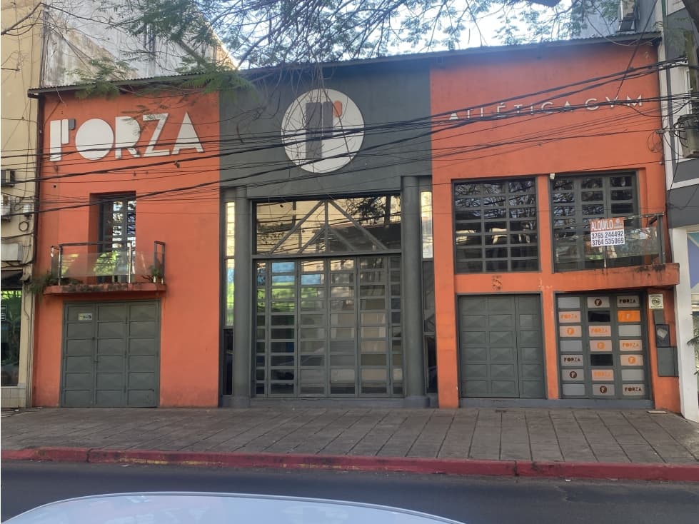 VENDO AMPLIO LOCAL CENTRICO EN POSADAS - 1