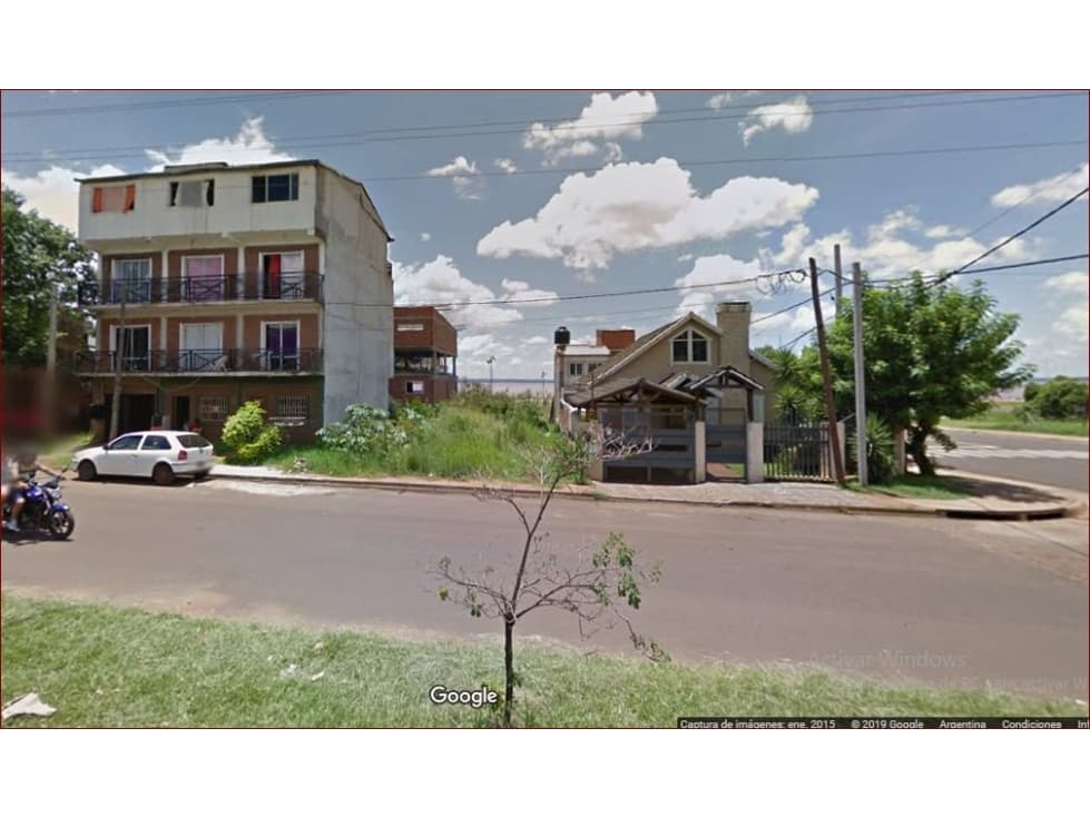 Vendo Terreno por Av. Lopez Torres!! Posadas- Mnes. - 1