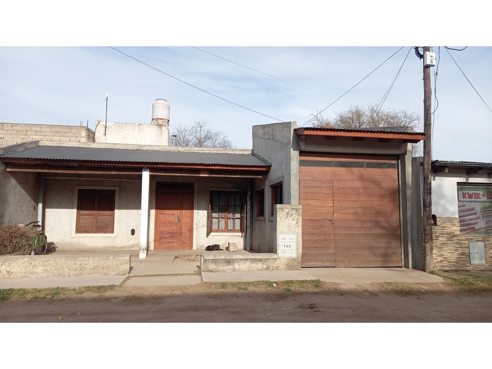 SE VENDE IMPORTANTE INMUEBLE EN LAS HIGUERAS - 1