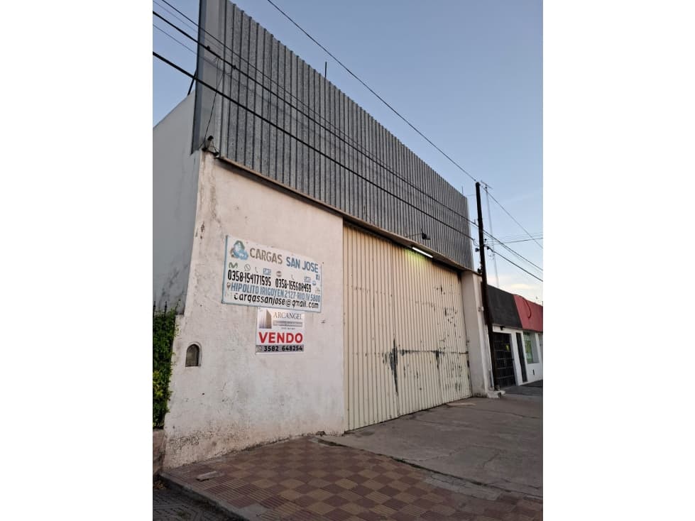 SE VENDE GALPÓN EN RÍO CUARTO - 1