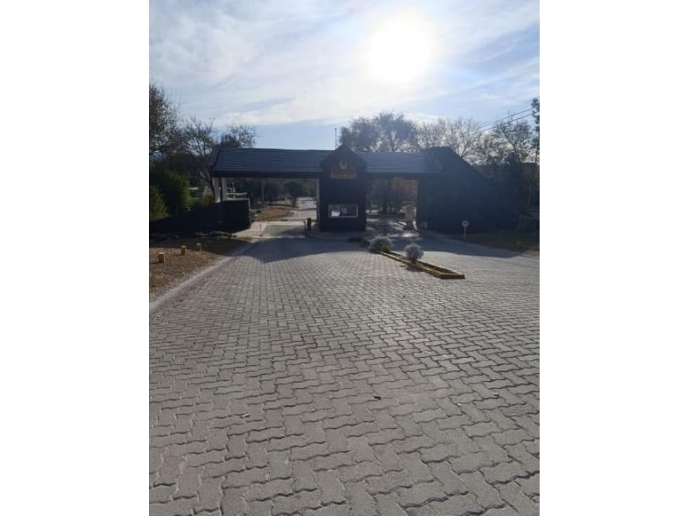 VENTA- CASA 3 DORMITORIOS- EL DORADO 1 - 1