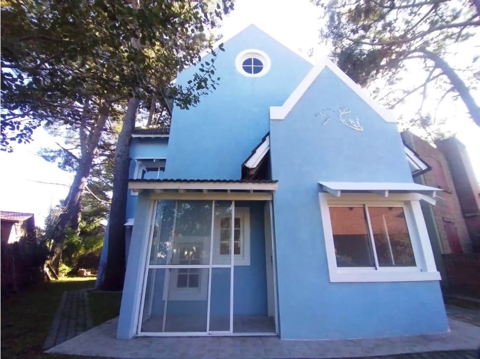 Venta Excelente Chalet 6 Amb, En B° Hipocampo - RETASADA - 1