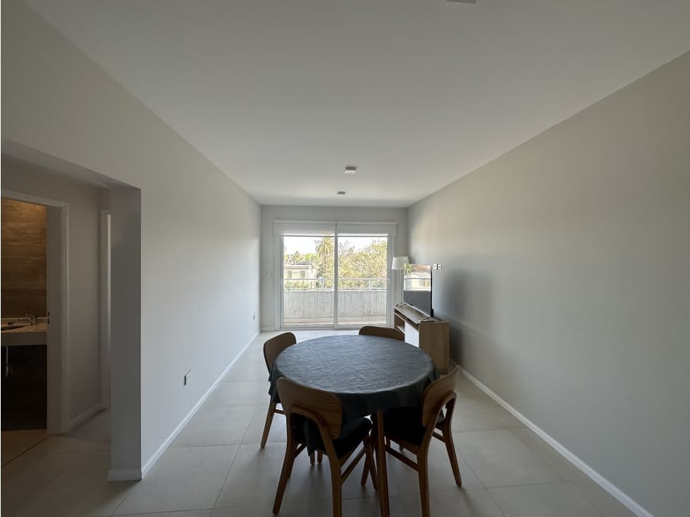 DEPARTAMENTO A ESTRENAR EN PLENO CENTRO!! - 1