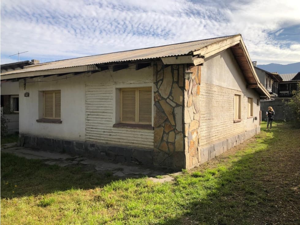 EN VENTA CASA CON DEPARTAMENTO EN EL BOLSON CA-328 - 1
