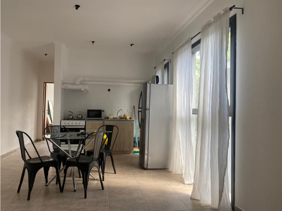 DEPARTAMENTO CÉNTRICO EN ALQUILER - 1