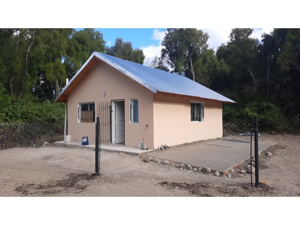 PROPIEDAD EN ALQUILER EN EL BOLSÓN (ZONA CERCANA AL CENTRO) - 1