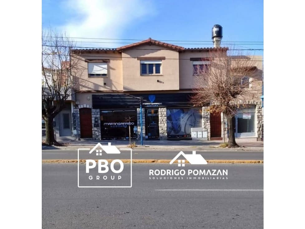 Local Venta La Falda con Vivienda Comercializacion en Bloque Centrico - 1