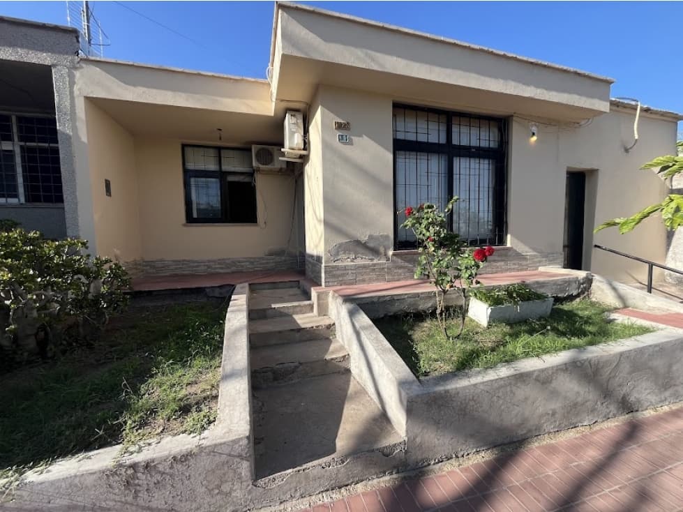 VENTA DE CASA CALLE SAN JOSÉ 1823, BARRIO SANIDAD, CAPITAL - 1