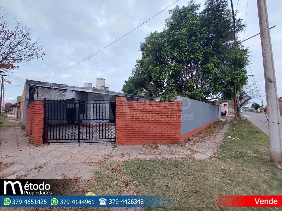 Casa - B° Apipe - Benavidez N° 197 esq. Argerich - 1