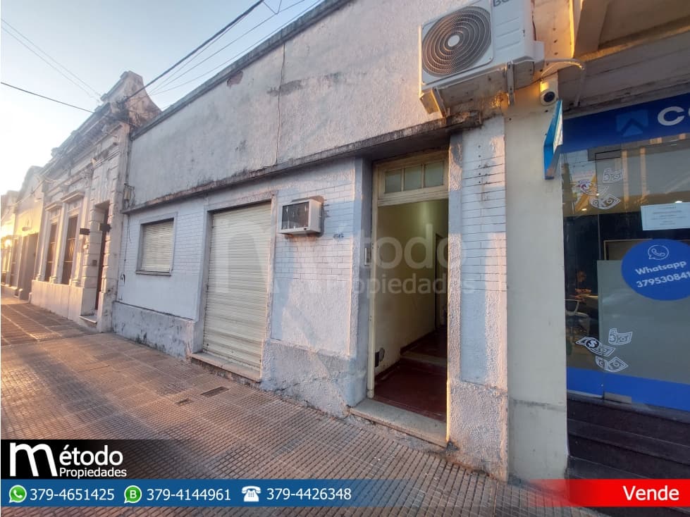 Casa - Pellegrini N° 1545 - 1