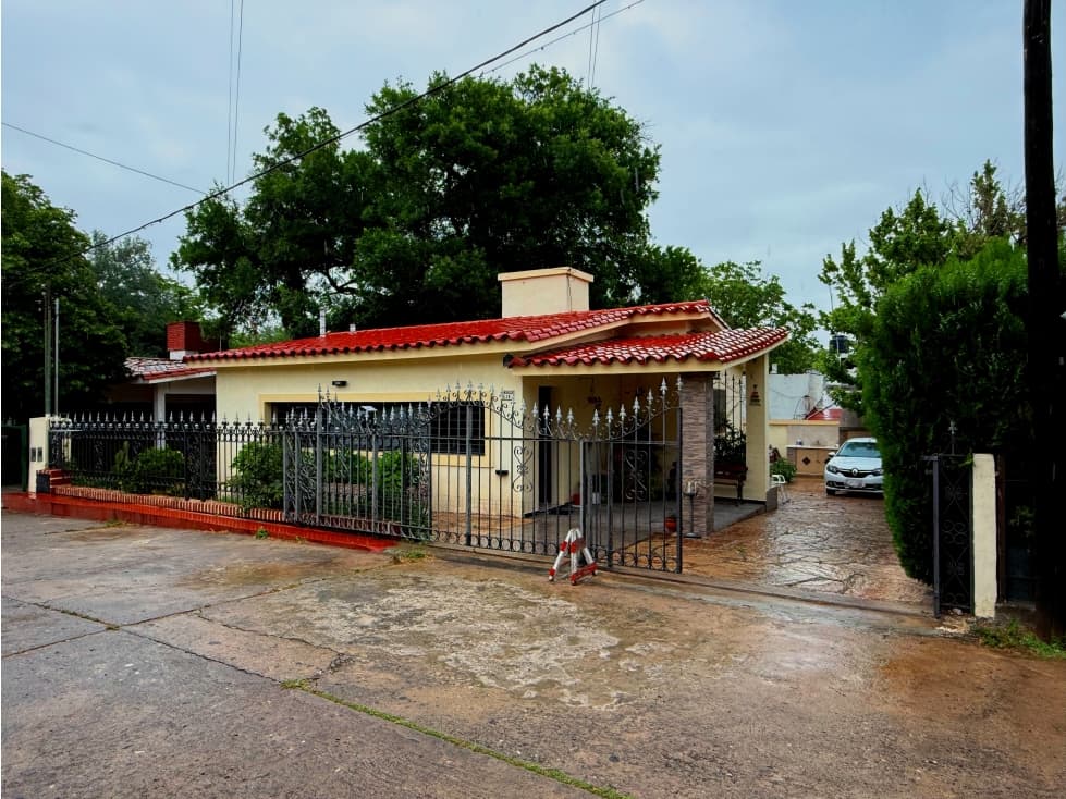 VENTA CASA SAN ANTONIO LA MEJOR UBICACIÓN OPORTUNIDAD - 1