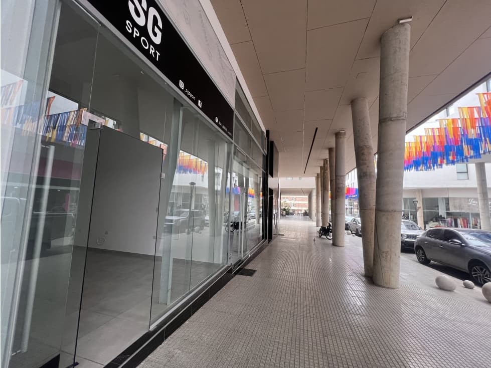 VENTA LOCAL COMERCIAL CÉNTRICO EN VILLA CARLOS PAZ PASEO QUATTRO - 1