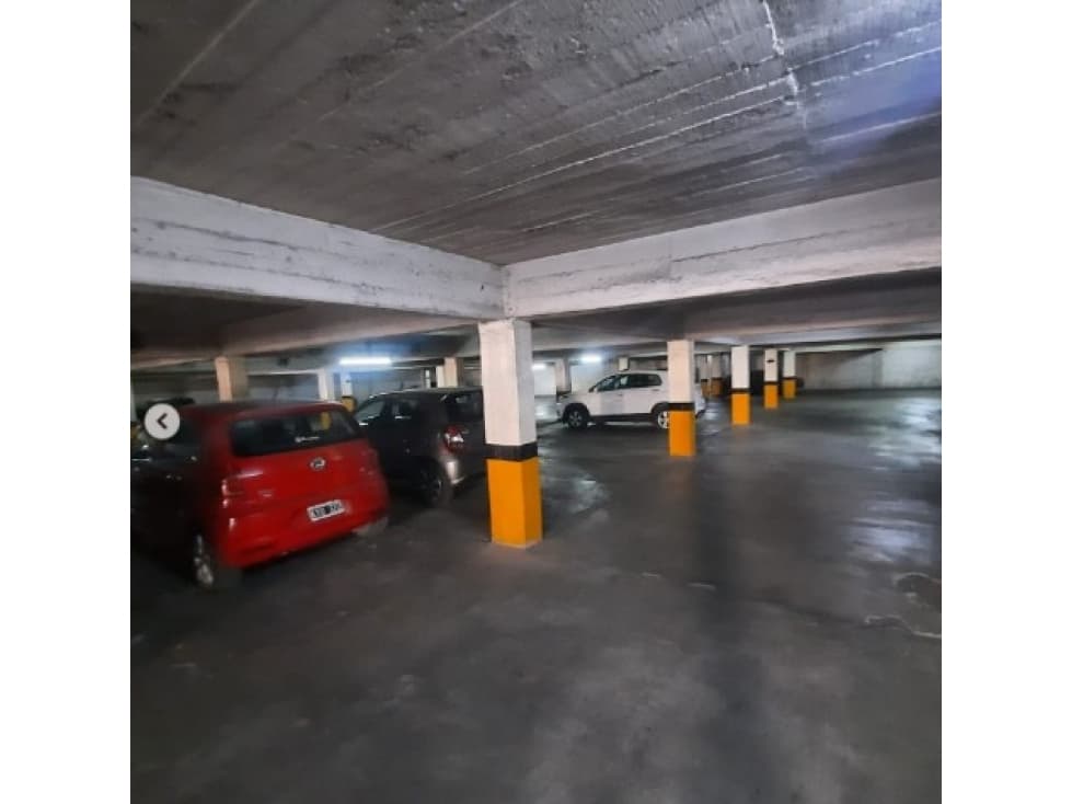 VENTA · COCHERA · PEDRO MOLINA · EDIFICIO PUY · MENDOZA · CAPITAL - 1