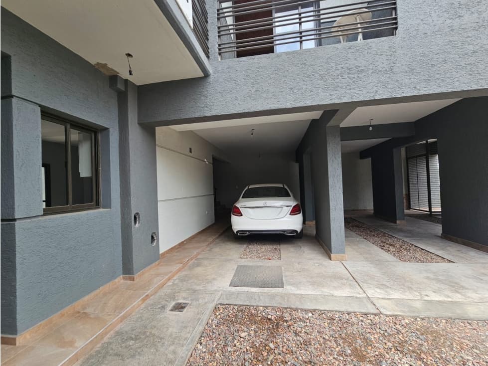 VENTA · DEPTO PB · 2 DORM · CUAYMALLEN · B. PRIVADO · R. VENETO - 1