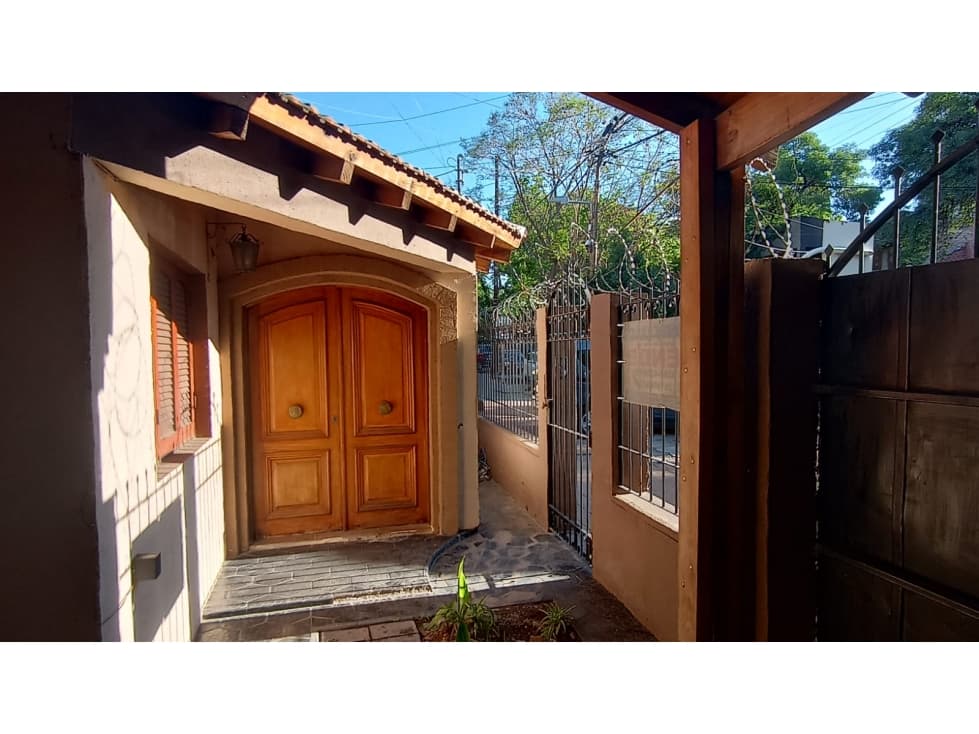 Bridge Inmobiliaria Vende Hermosa Casa Quinta Seccion - Mendoza - 1