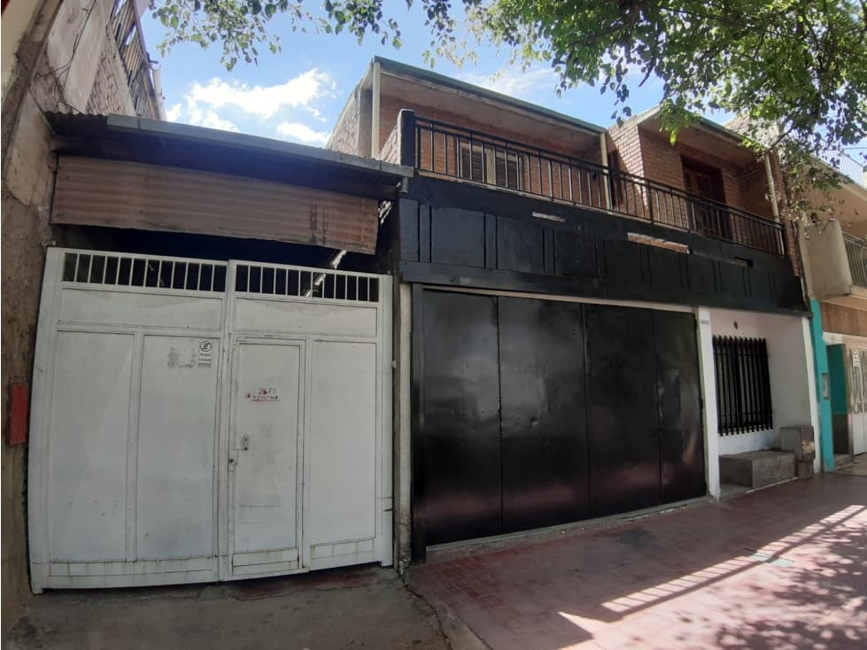 VENTA GALPON + LOCAL COMERCIAL Y CASA - 1