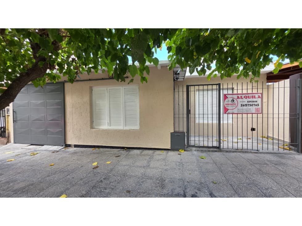 CASA EN ALQUILER - LAS HERAS - 1