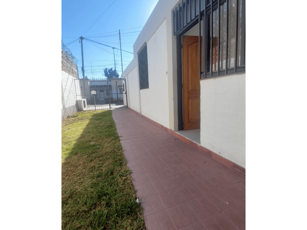 Departamento en Venta Amplio y Luminoso en Maipú con Cochera Doble - 1