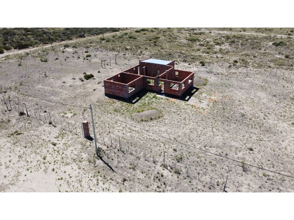 LOTE EN LA ALHAMBRA CON MEJORA 123m2 - 1