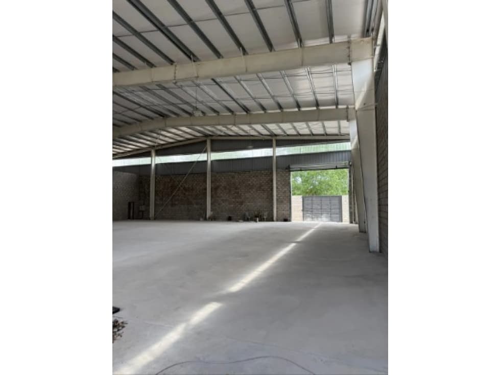 Galpón Industrial En Alquiler A Estrenar- Francisco Álvarez - 1