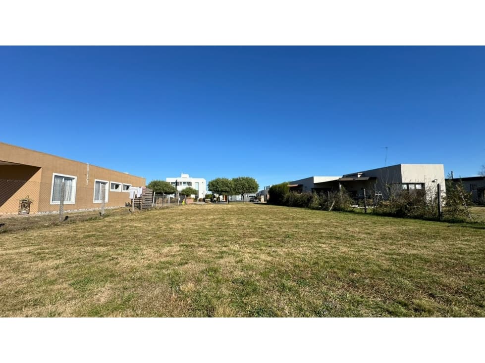 LOTE PERIMETRAL 552m2 - PILAR DEL ESTE - SAN RAMIRO - FONDO NORTE - 1