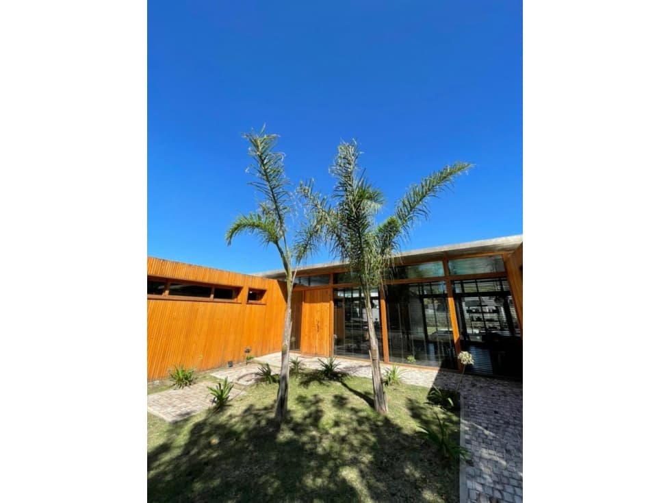 TERRAVISTA - CASA EN LOTE CENTRAL - 1