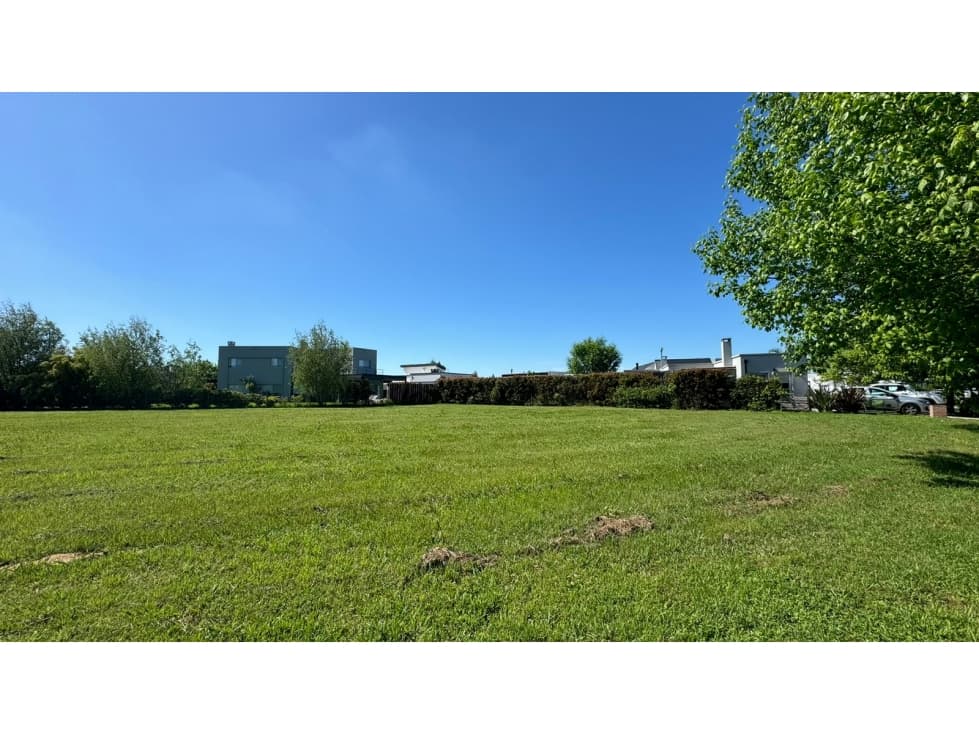 LOTE en VENTA, EL CANTÓN, GOLF - 1